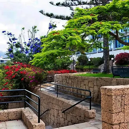 Appartamento Americas Best-suite -ampio Con Vista, Giardino E Piscina *